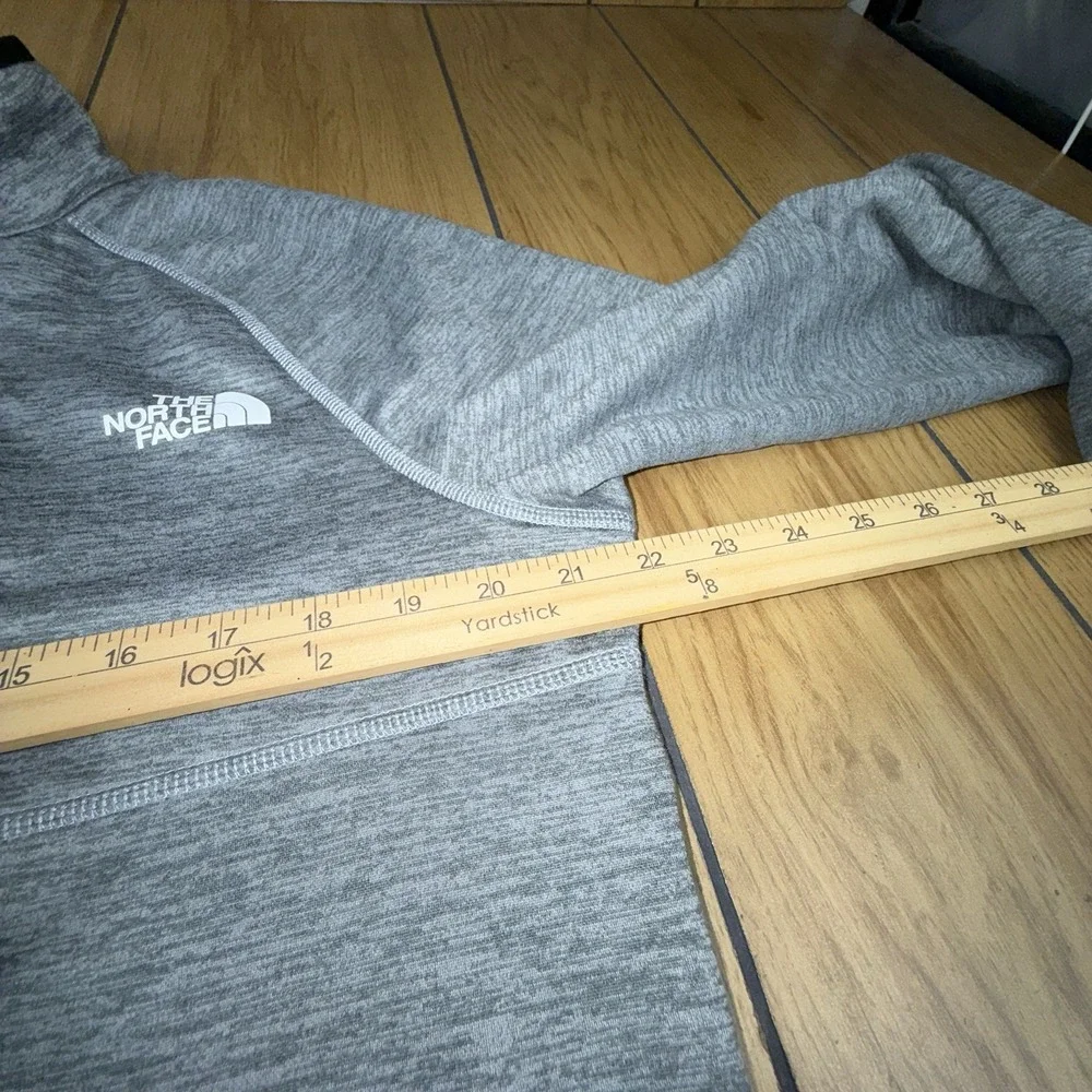 The North Face Men's Canyonlands ¼-Zip Fleece Pullover – Medium‎